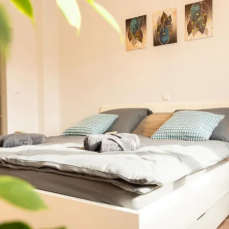 Gemuetliche Im Trendviertel Lend Apartment